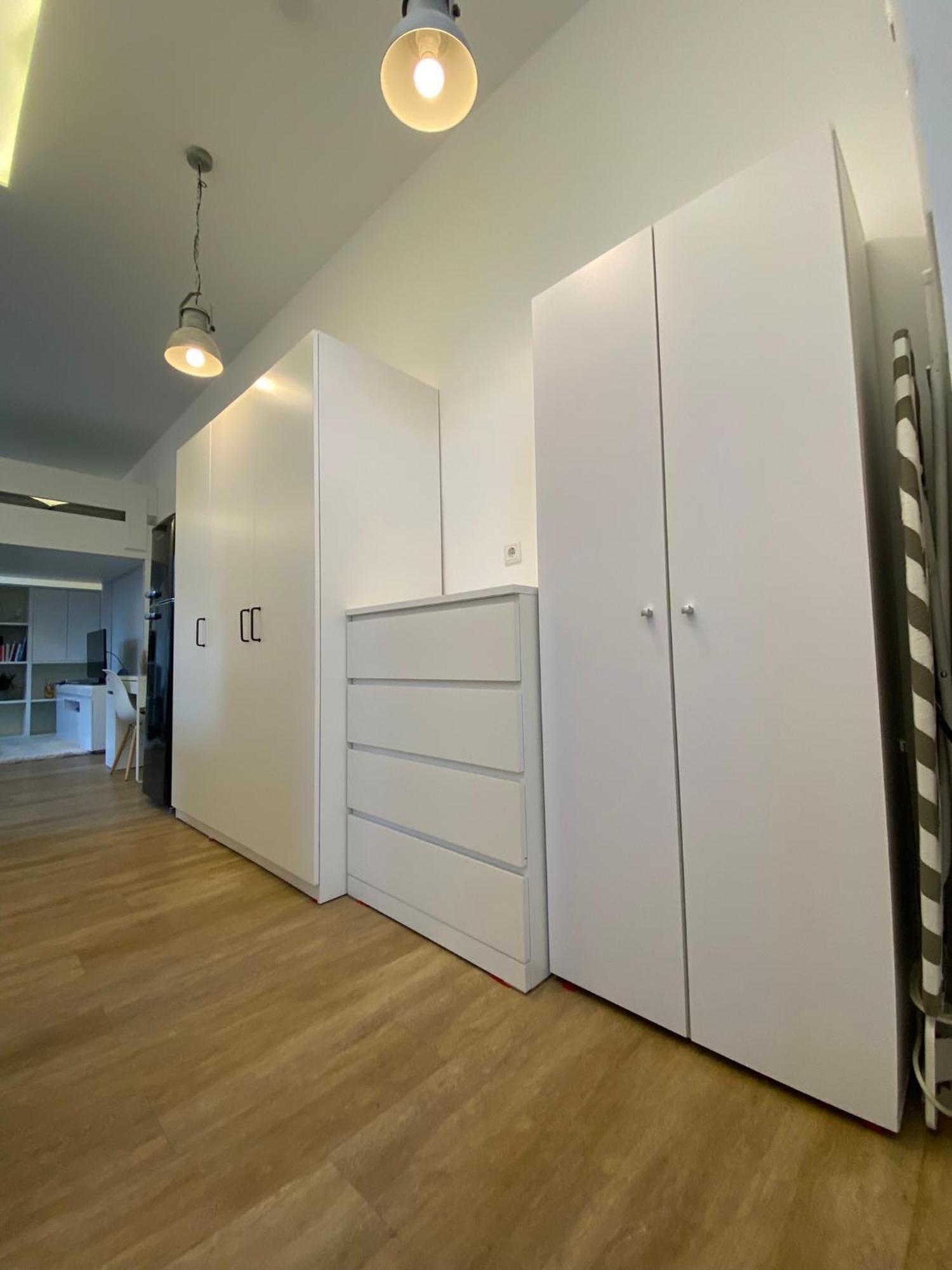 Schoene, Moderne Wohnung Mit Grosszuegiger Terasse Essen Extérieur photo