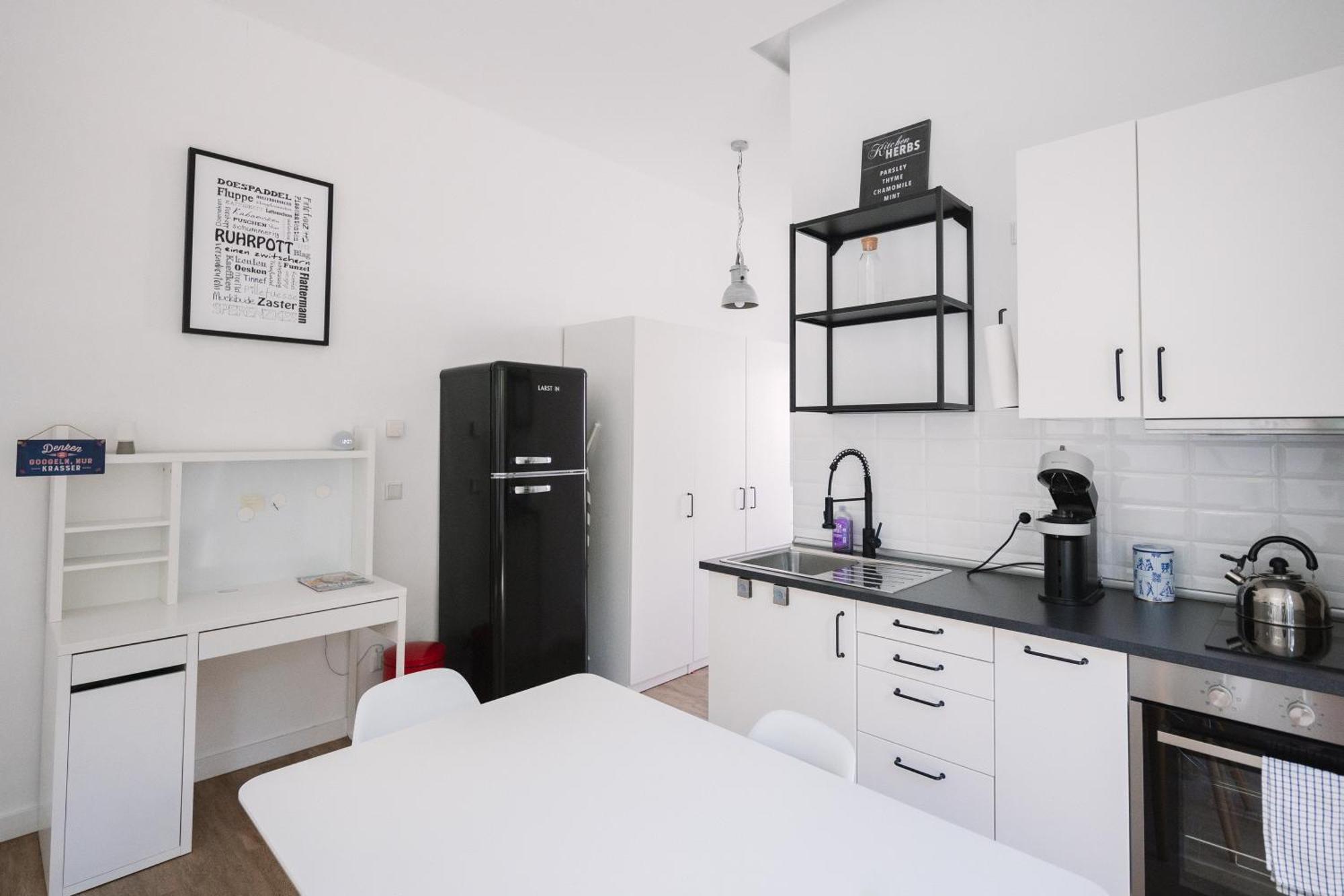 Schoene, Moderne Wohnung Mit Grosszuegiger Terasse Essen Extérieur photo